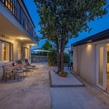Danijela Apartman