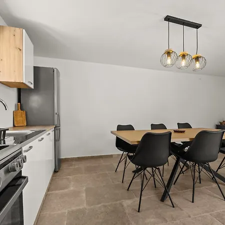 Apartman Danijela *